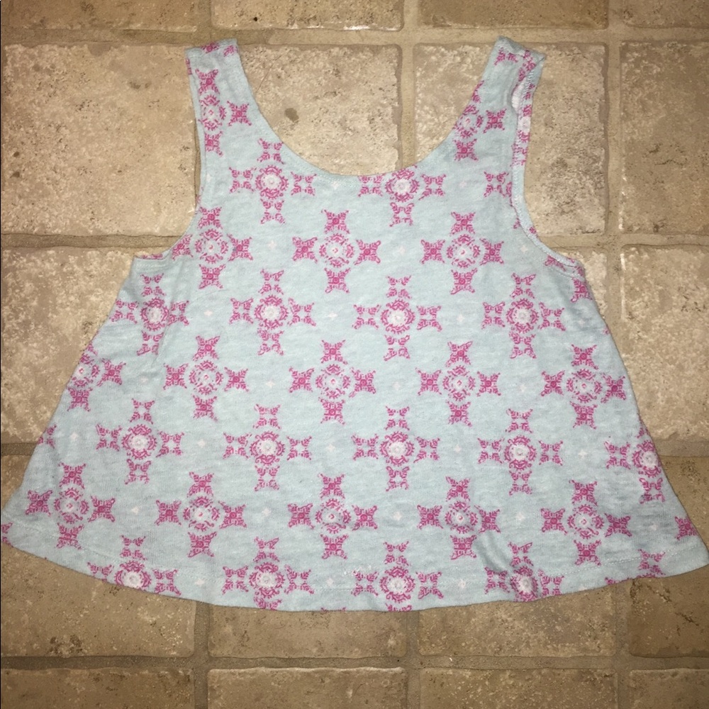 Crop top